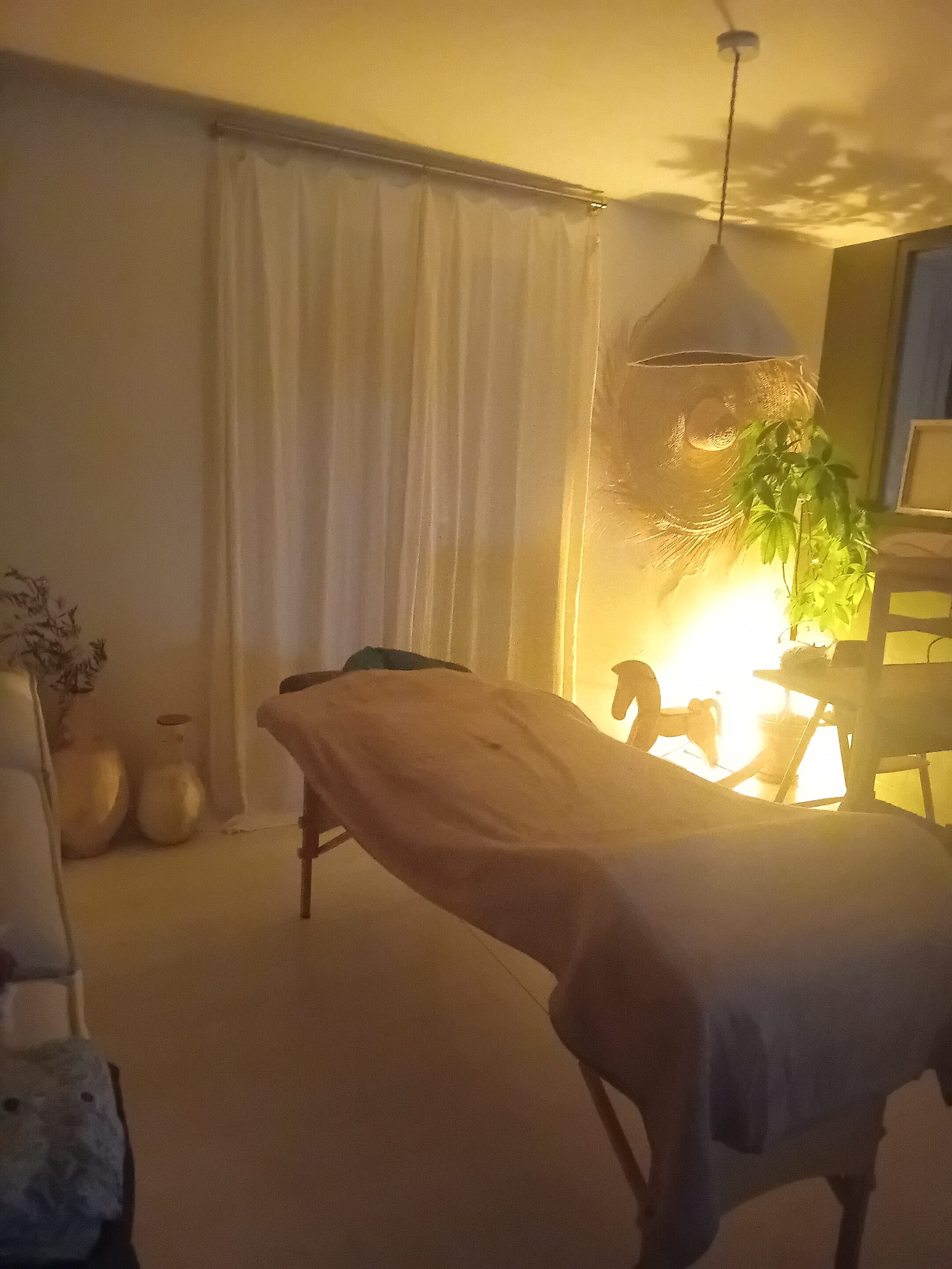 Table de massage et ambiance cooconing 